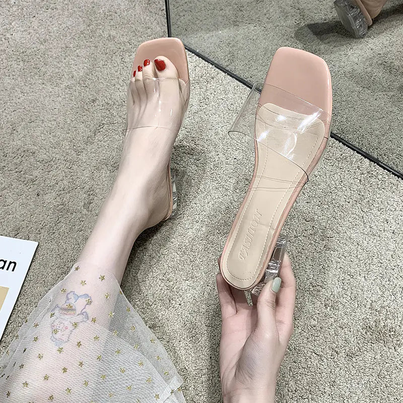 CROWN Shoes with Thick Heel